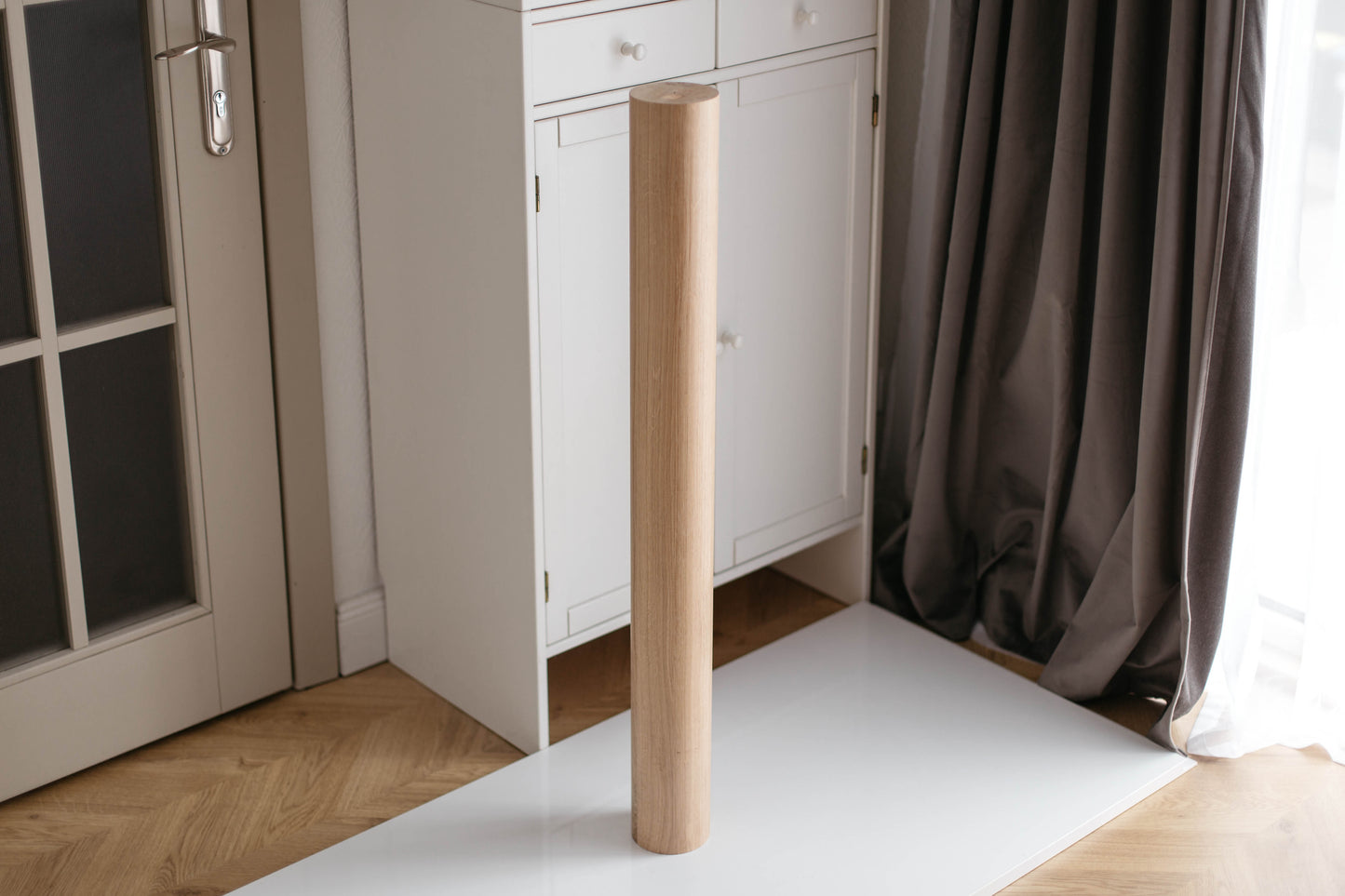 Round Wooden Furniture Leg – Straight Table & Bar Leg, H860 mm